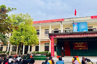 HỘI NGHỊ PHỤ HUYNH ĐẦU NĂM HỌC 2025-2026: SỰ ĐỒNG HÀNH QUAN TRỌNG VÌ TƯƠNG LAI HỌC SINH LẠNG PHONG